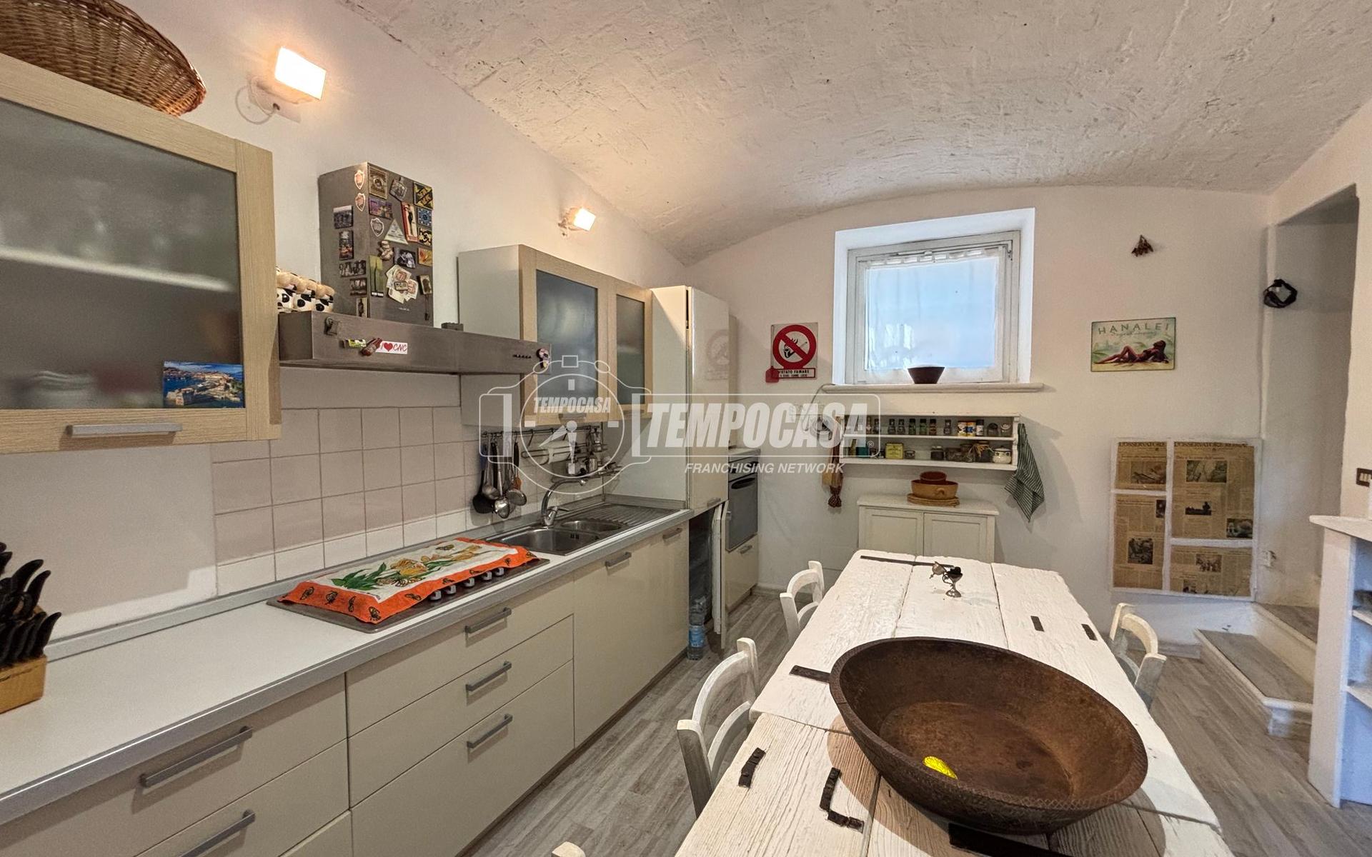Appartamento in Via Po 24, Camino