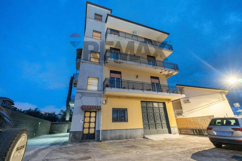 Appartamento in Via Stazione Motta 81, Motta Sant'Anastasia — foto 2 di 5