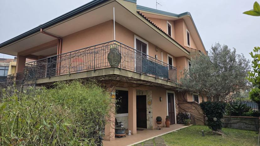 Appartamento in Via Federico De Roberto 1/B, San Gregorio di Catania — foto 3 di 5