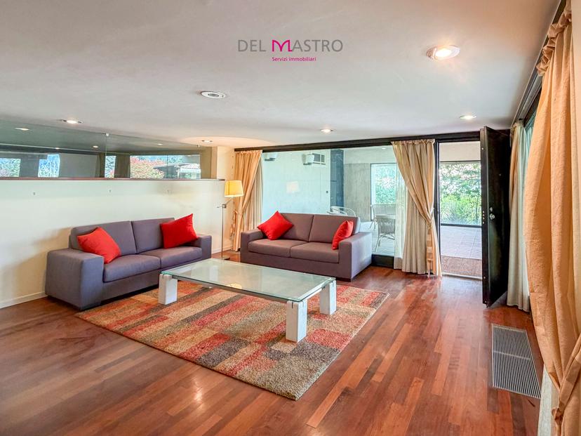 Villa unifamiliare in Via La Spina  76, Fabriano — foto 2 di 5