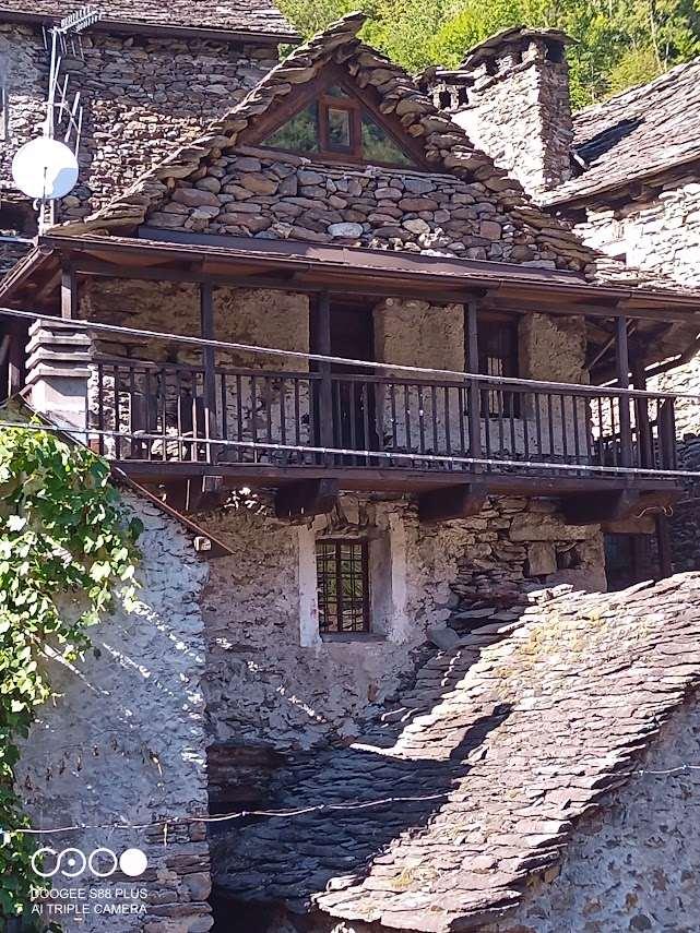 Casa indipendente in Piazza Chiesa, Borgomezzavalle — foto 2 di 5