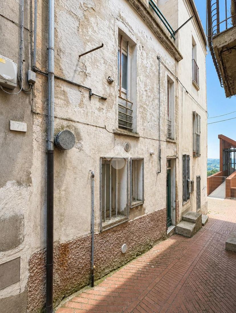 Casa indipendente in Vico VI Giuseppe Garibaldi 11, Lanciano — foto 2 di 5