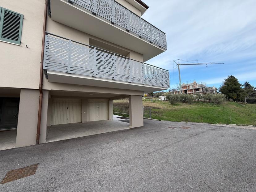 Appartamento in Adino Barcarelli 6, Tolentino — foto 2 di 5