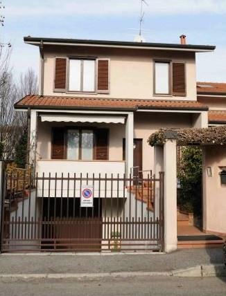 Villa a schiera in Via Pacinotti, Giussano