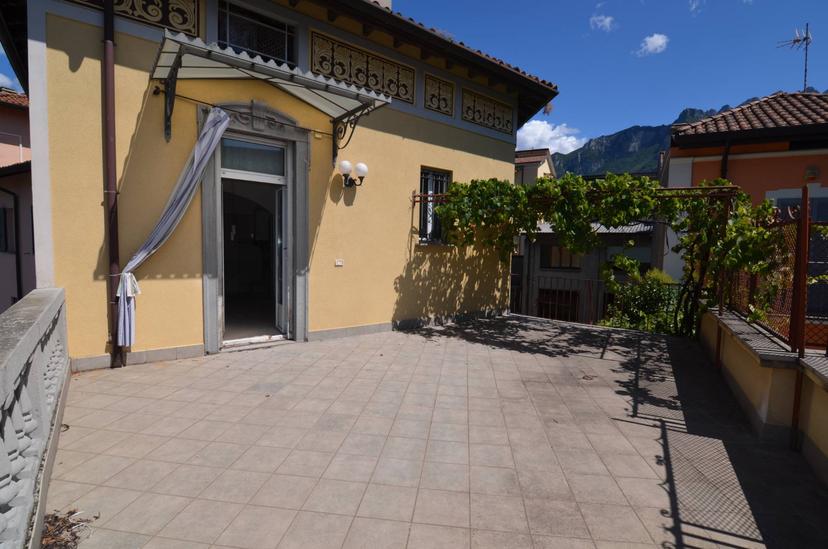 Casa indipendente in Via F. Borromeo 3, Lecco — foto 2 di 5