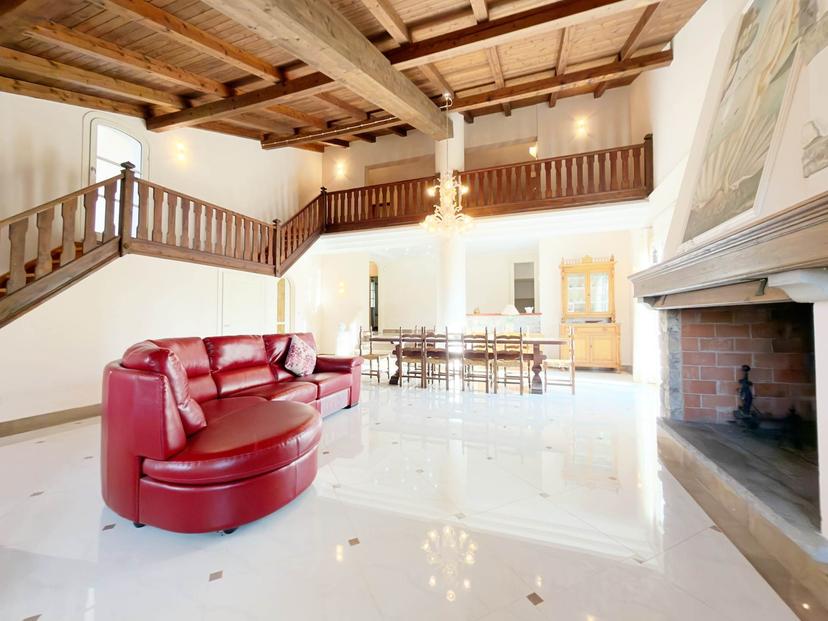 Villa, Vaiano — foto 3 di 5