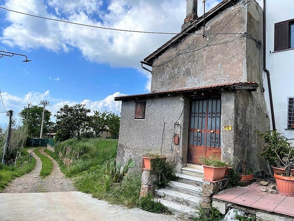 Rustico in Strada Fossaccio, Viterbo