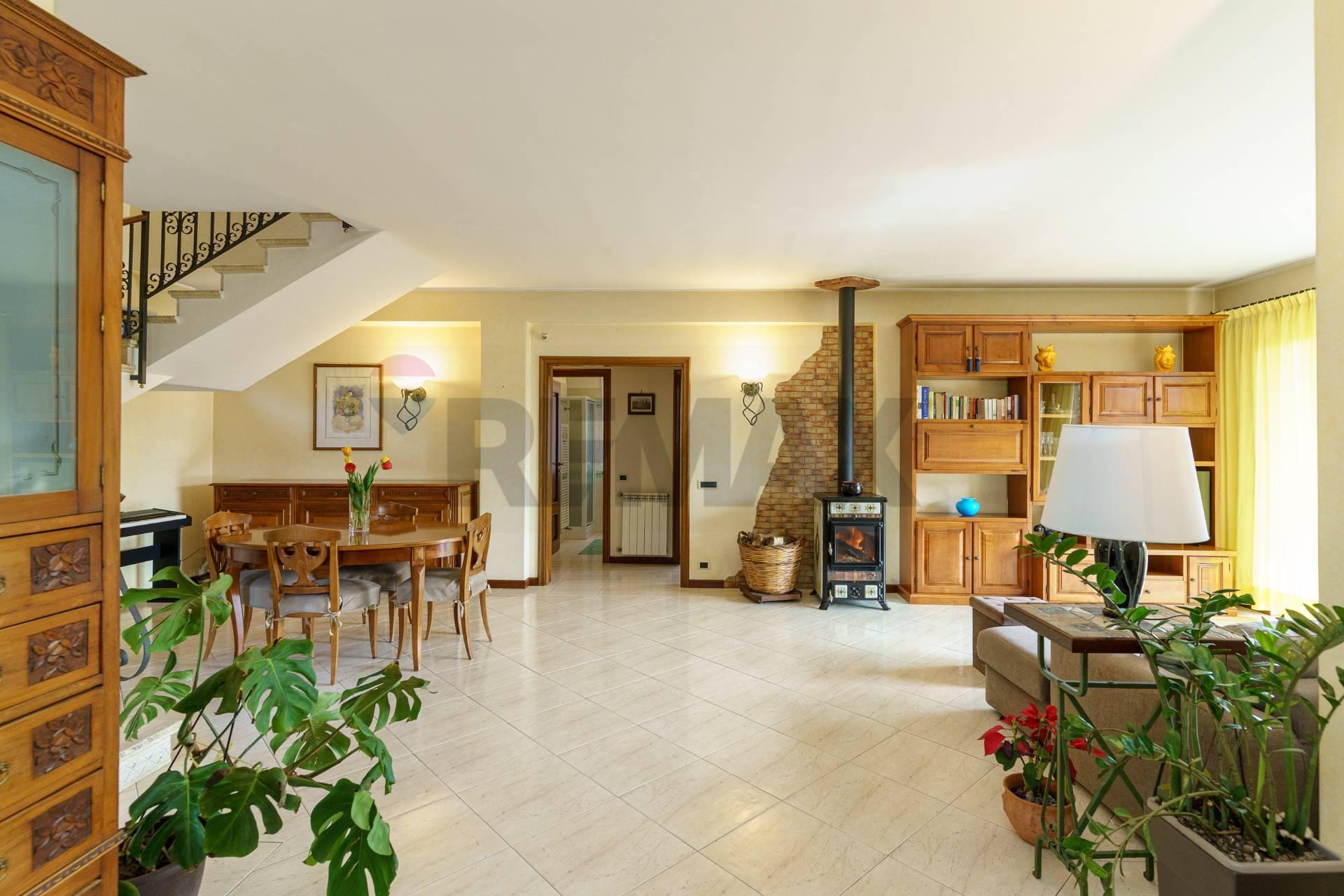 Villa in Via Giacomo Leopardi 18, Nicolosi