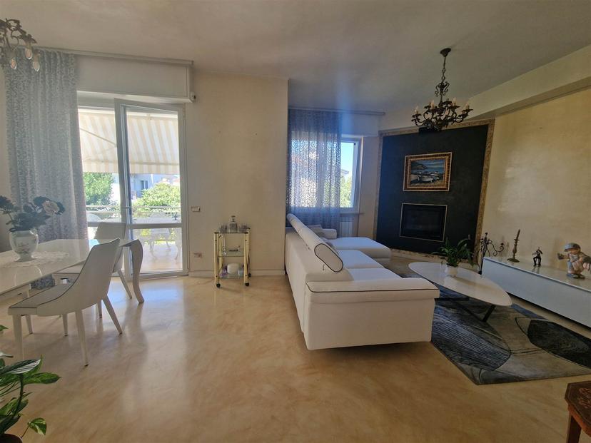 Villa in Viale Cavour, Desenzano del Garda — foto 3 di 5