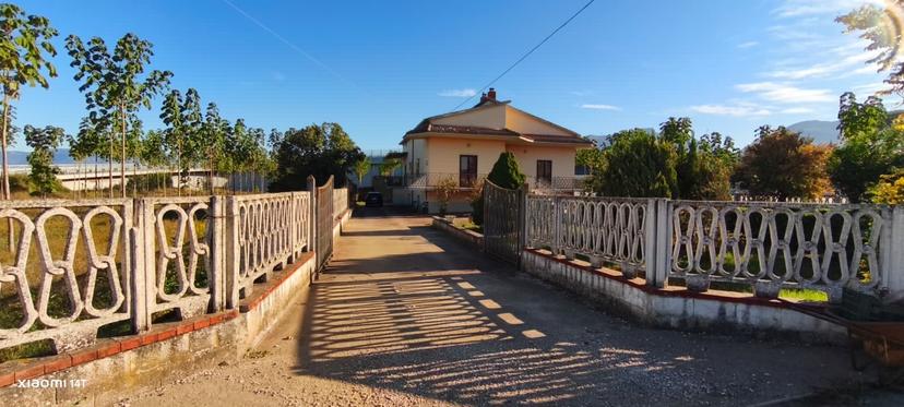 Villa in Via Calabroni 20, Dugenta — foto 2 di 5