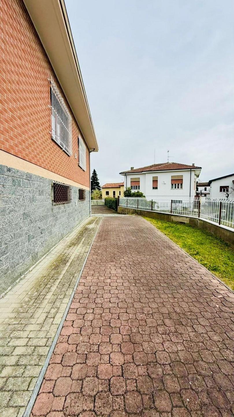 Villa in Via G. Vassallo Giarola 19, Mirabello Monferrato — foto 4 di 5