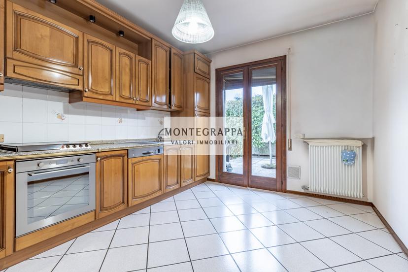 Villa in Via Ex Internati, Riese Pio X — foto 2 di 5