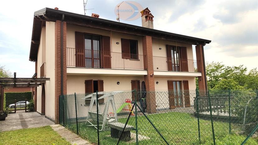 Quadrilocale in Via Dante Alighieri 67, Castello di Brianza — foto 4 di 5