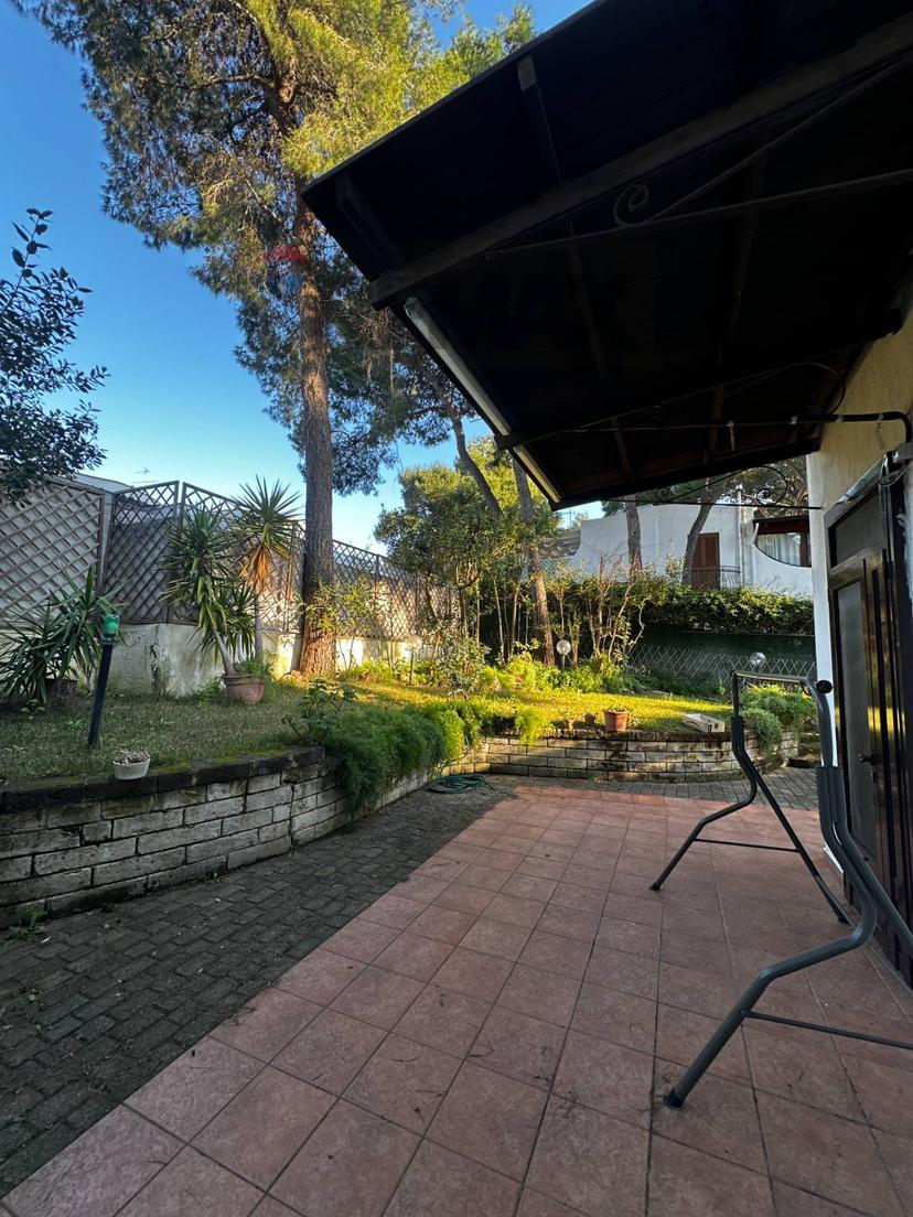Villa, Castellaneta — foto 3 di 5