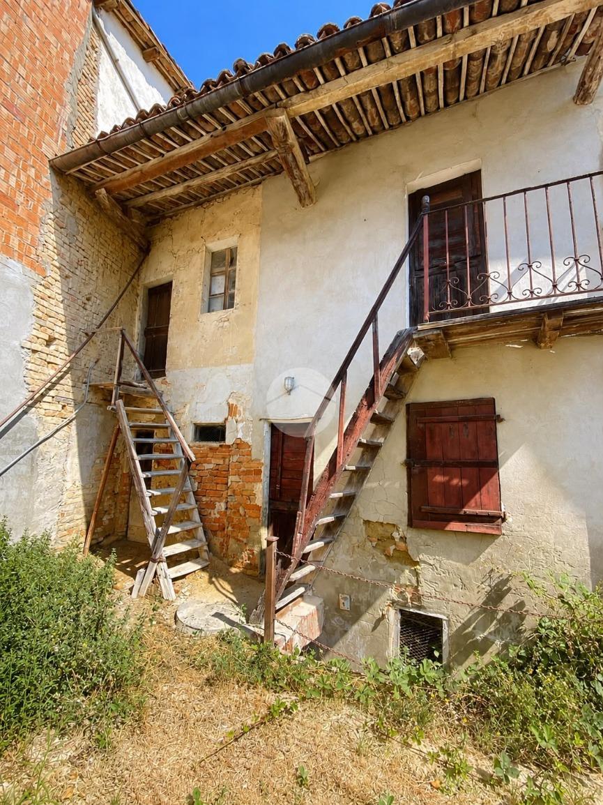 Casa indipendente in Via Vittorio Emanuele II 64, Calliano Monferrato