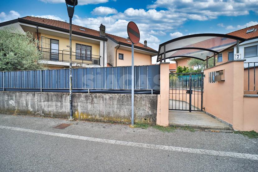 Quadrilocale in Via dei Gelsi 7, Busnago — foto 2 di 5