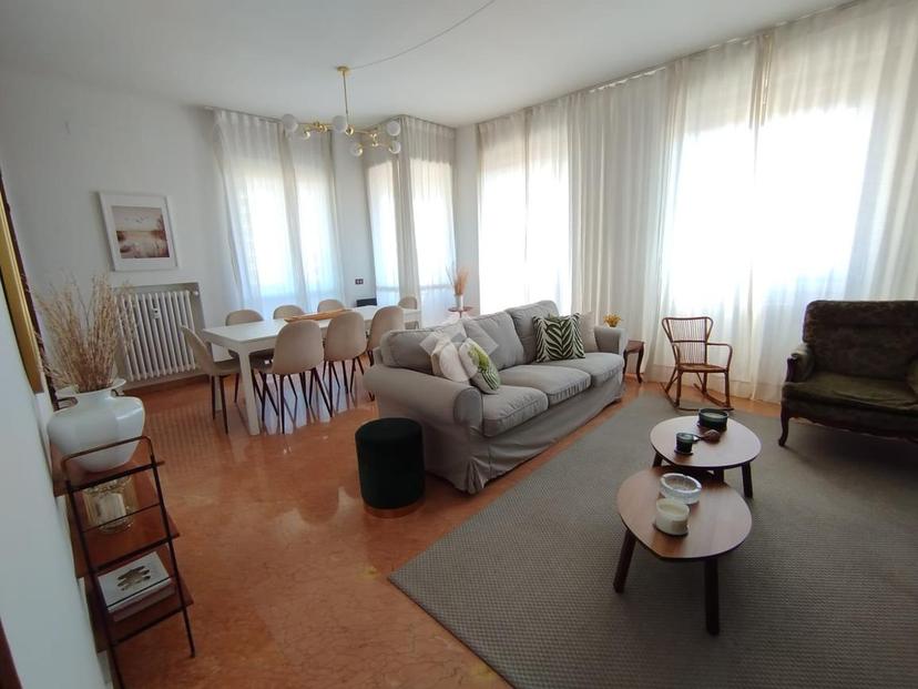 Trilocale in Via XXV Aprile 19, Desio