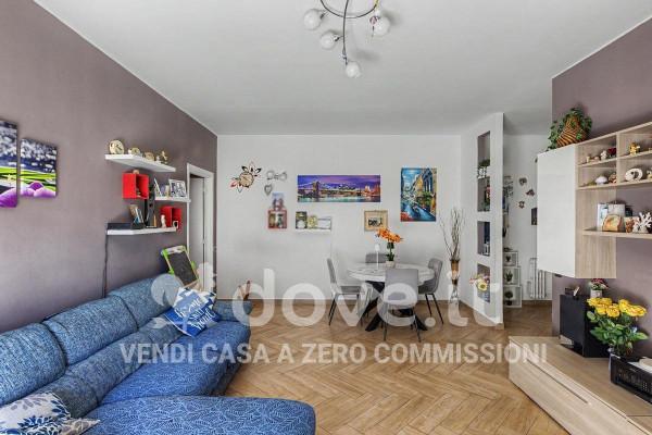 Trilocale in Viale Padre G. B. Aguggiari 171, Varese