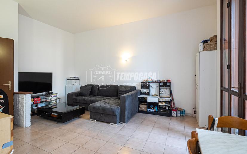 Trilocale in Via San Carlo 17, Lambrugo — foto 3 di 5