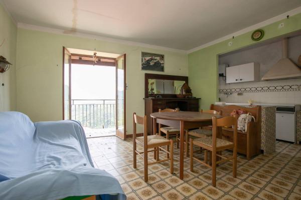 Appartamento in Località Caprieto 3, Vobbia — foto 3 di 5