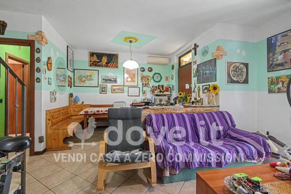 Villa in Via G. Matteotti 3, Copiano — foto 2 di 5