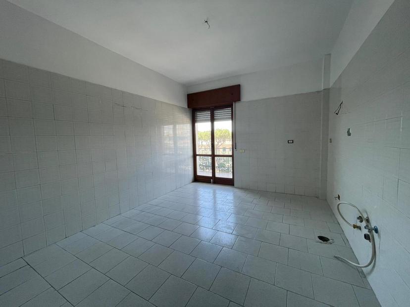 Trilocale in Corso Italia 379, Quarto — foto 2 di 5