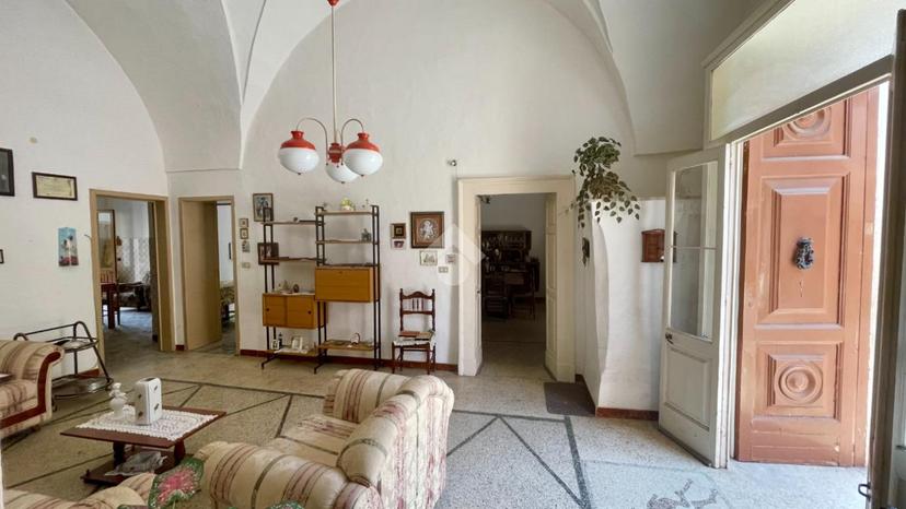 Casa indipendente in Via Fontana, Ugento — foto 2 di 5