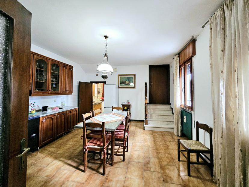Villa a schiera in Via Valgrande, Sant'Urbano — foto 4 di 5