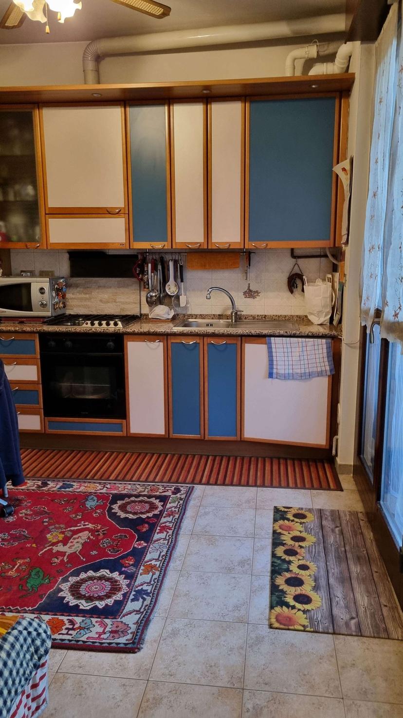 Bilocale in Via Dolomiti 14, Brugherio — foto 3 di 5