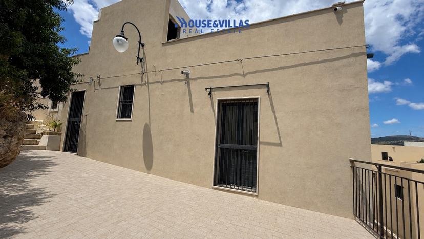 Casa indipendente in Via Enrico Amante, Noto