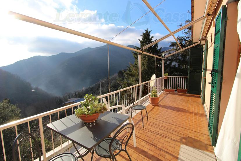 Villa a schiera, Avegno — foto 5 di 5