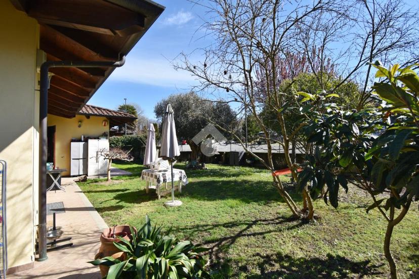 Villa in Via XXV Aprile 1, Albiano d'Ivrea — foto 4 di 5