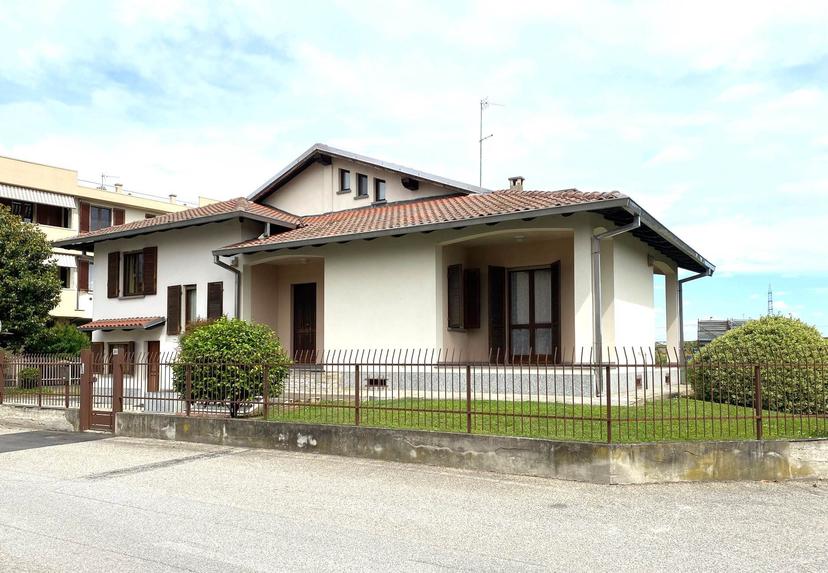 Villa, Trino — foto 4 di 5