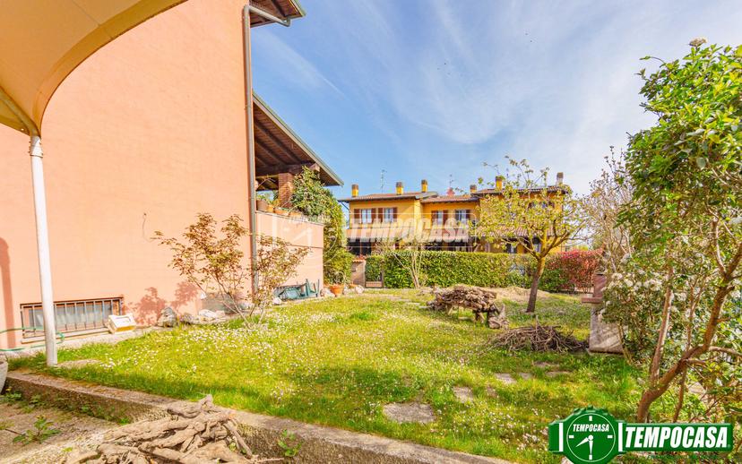 Villa in Via Villaggio Campagna, Torre d'Isola — foto 2 di 5