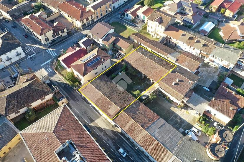 Villa in Via Martiri della Libertà 7, Vailate — foto 5 di 5