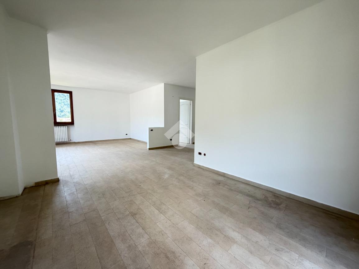 Villa in Via Vago 52, Zandobbio