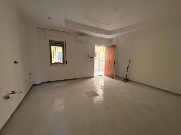 Bilocale in Via Lagno 21, Casalnuovo di Napoli