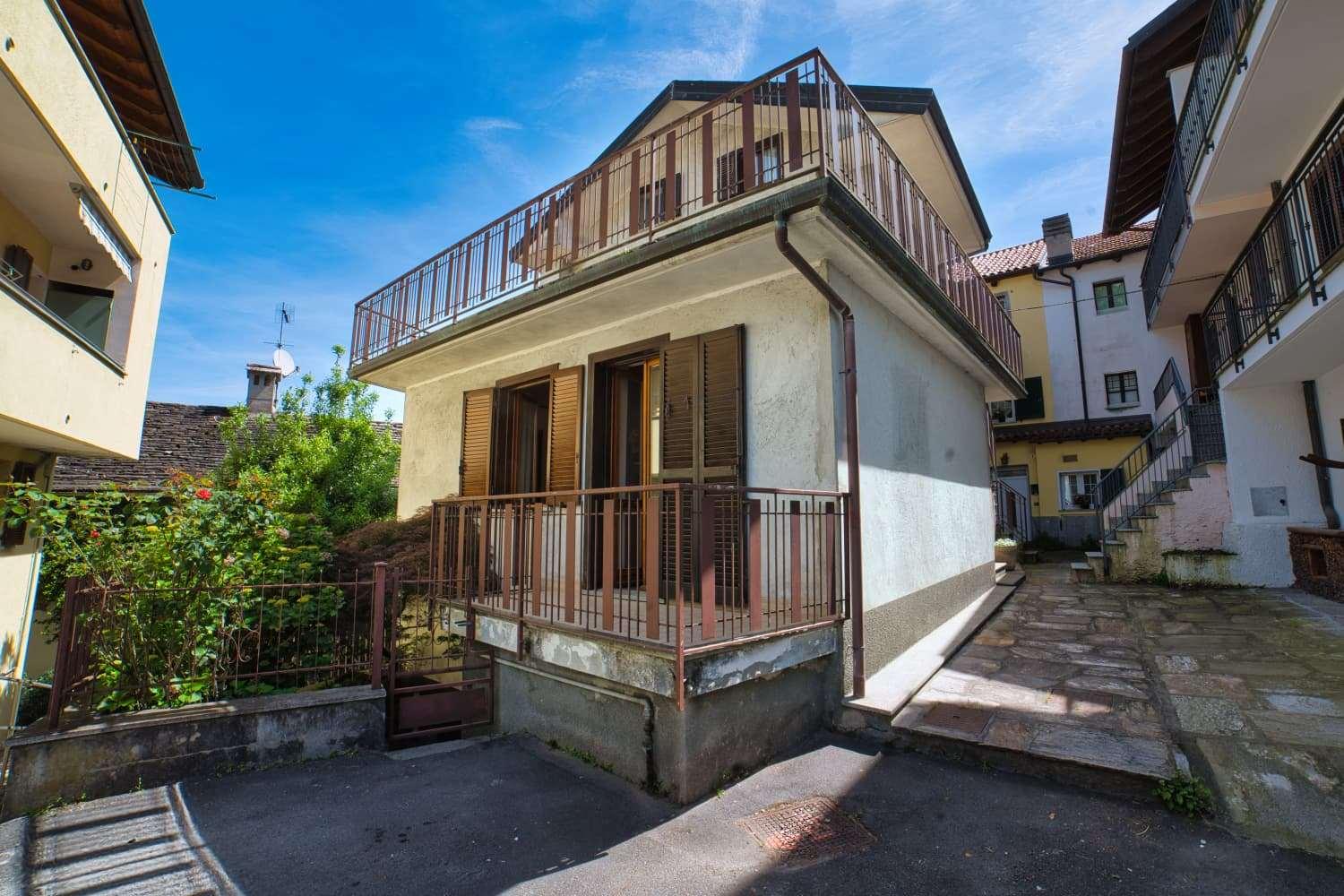 Casa indipendente in Bagnolini  , Villadossola