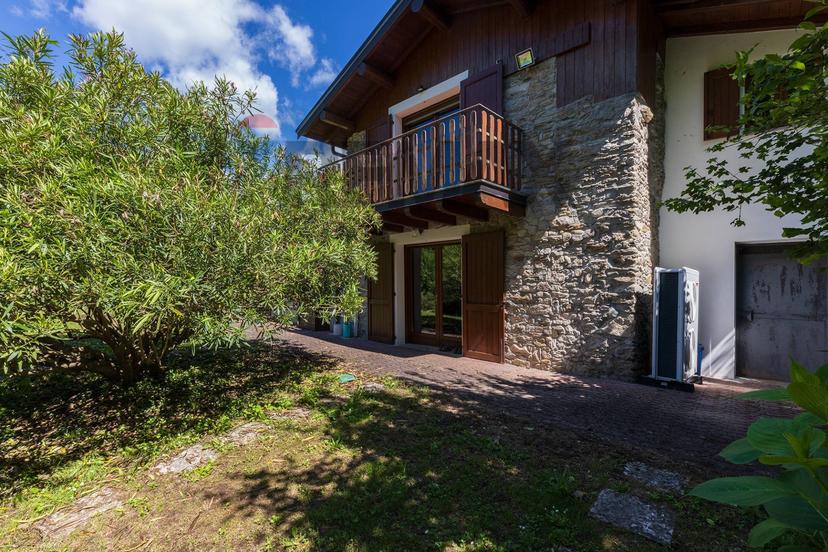Villa in Via Pandorè, Montegrino Valtravaglia — foto 2 di 5