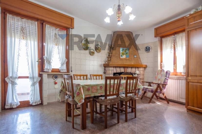 Villa in Via Roma 36, San Giovanni Teatino — foto 3 di 5