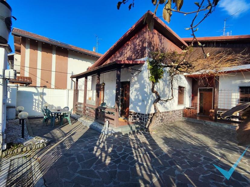 Bilocale in Viale dei Mille 33, Limbiate — foto 5 di 5