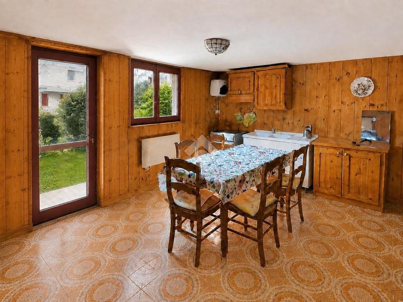 Trilocale in Via Monti Lessini 54, Erbezzo — foto 3 di 4