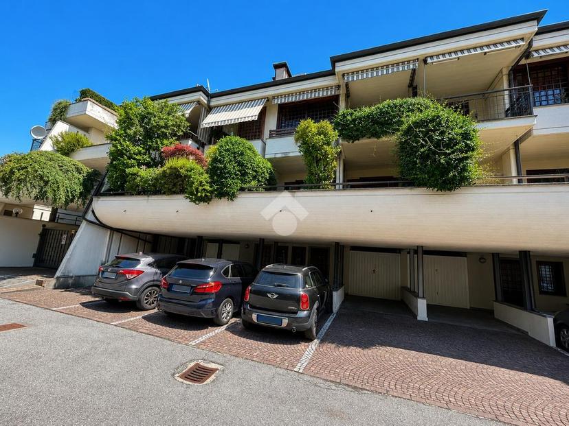 Villa a schiera in Via Arturo Toscanini 9, Verbania — foto 2 di 5
