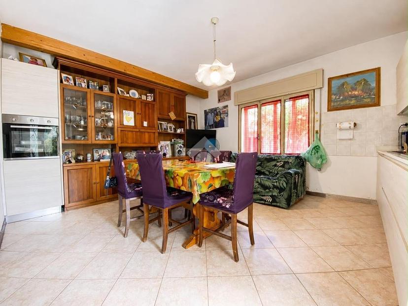Casa indipendente in Via degli Alpini, Castelcucco — foto 2 di 5