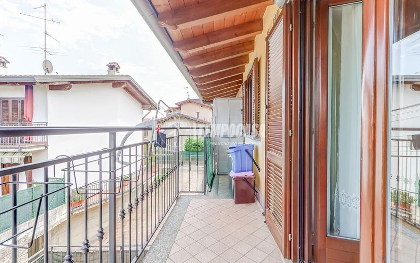 Trilocale in Via Pandolfi 41/B, Somma Lombardo — foto 3 di 5