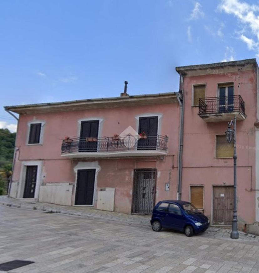 Casa indipendente in Strada Statale Tangenziale Ovest, Benevento — foto 2 di 5