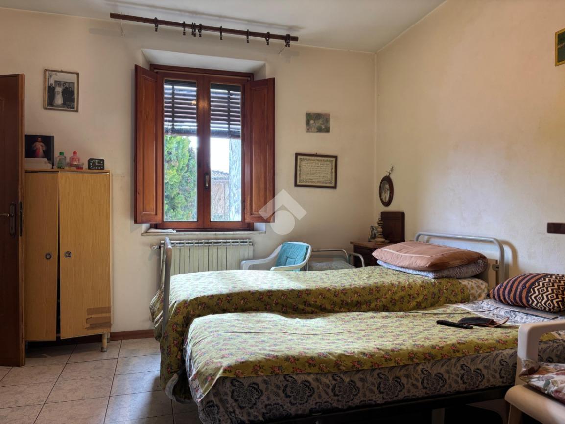 Casa indipendente in Via Pisana, Lucca