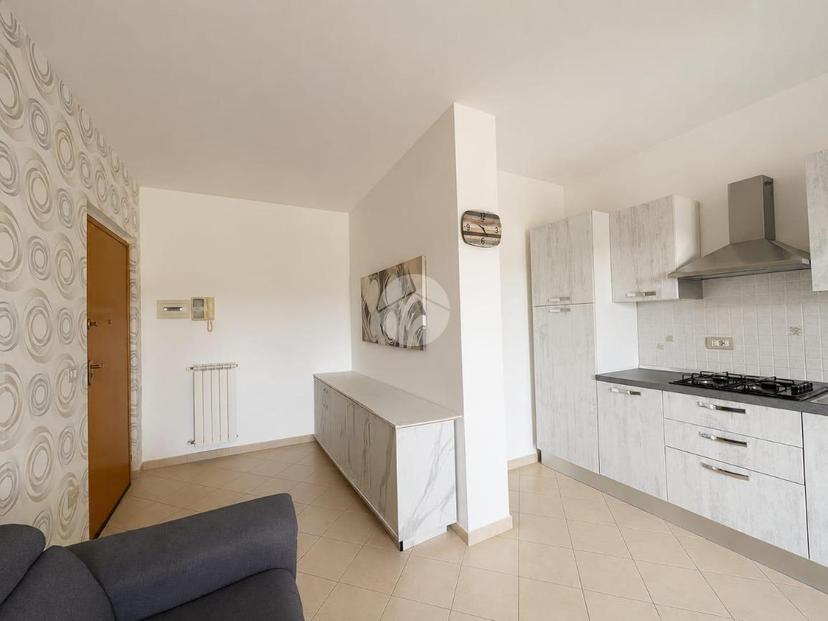 Trilocale in Via Antonio De Rosa 37, Giugliano in Campania — foto 2 di 5
