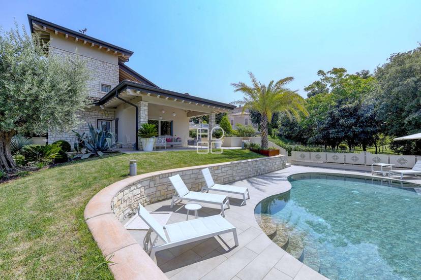 Villa unifamiliare in Via del Pesco, Lonato del Garda — foto 2 di 5