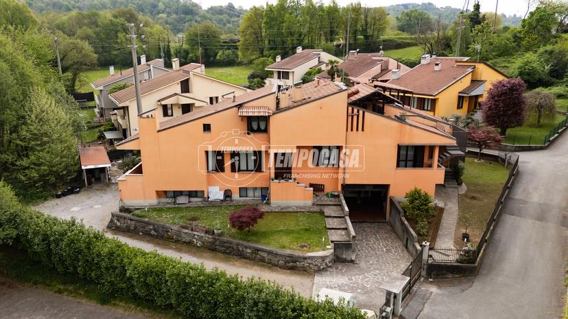 Quadrilocale in Via del Poggio 12/B, Barzago — foto 2 di 5